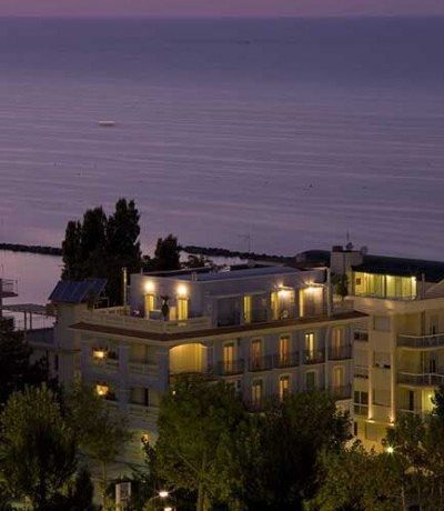 Hotel Rock Crystal