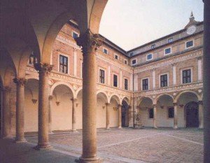 Palazzo Ducale Urbino - Cortile d'Onore